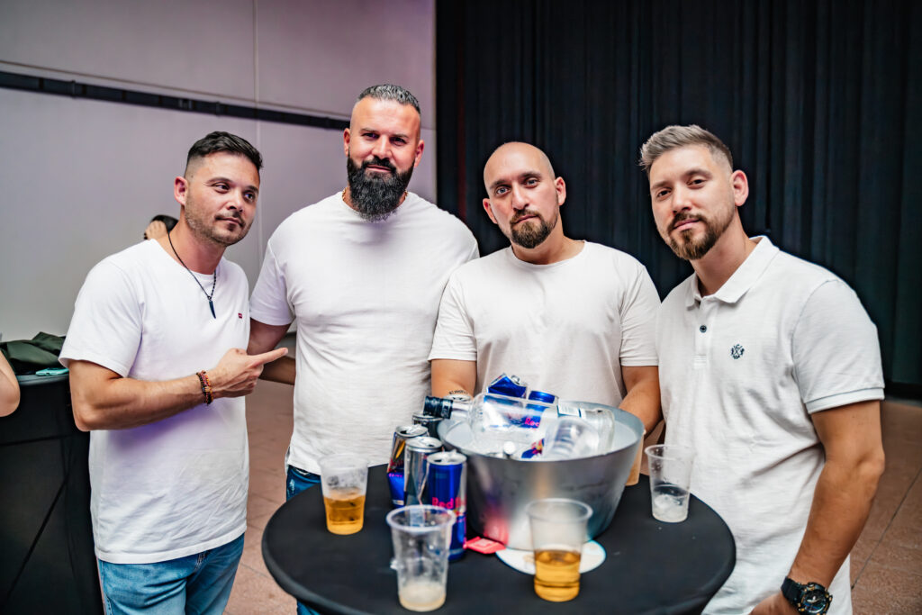 01072023_Ü30Party_MessehalleWels_(c)EderStefanie_00044